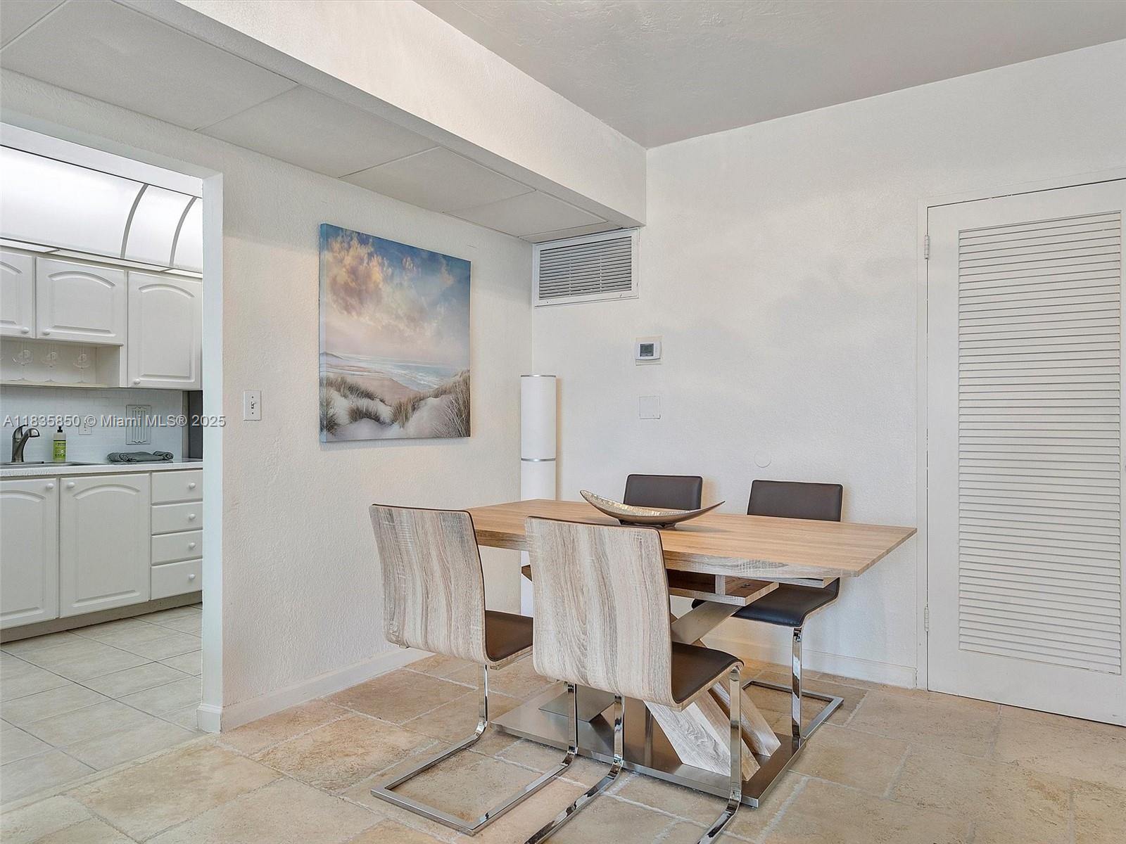 TIDES ON HOLLYWOOD BEACH - Residential