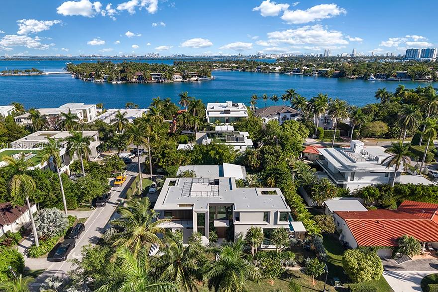 HIBISCUS ISLAND - Residential