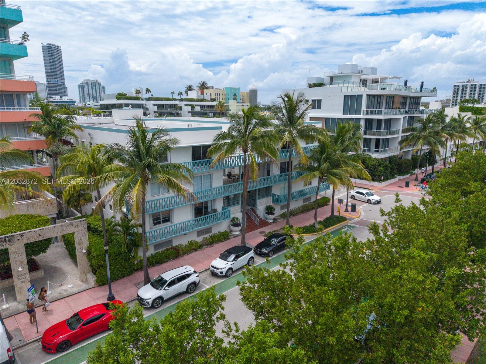 SHOLOM HOUSE CONDO - Residential