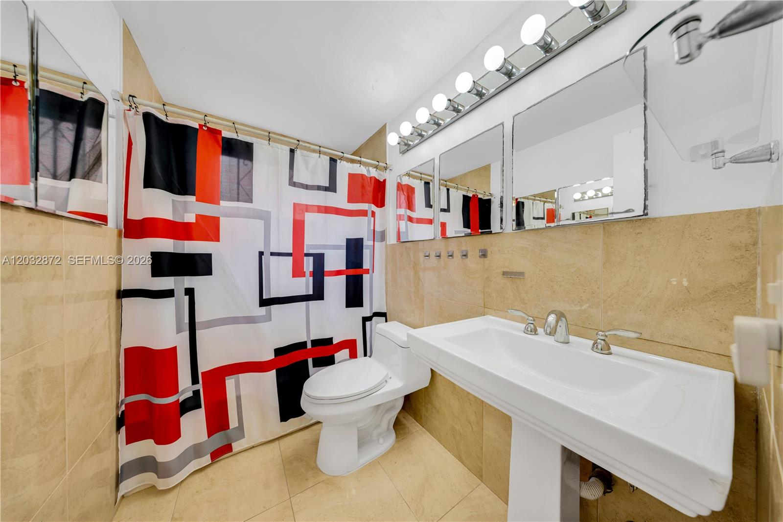 SHOLOM HOUSE CONDO - Residential