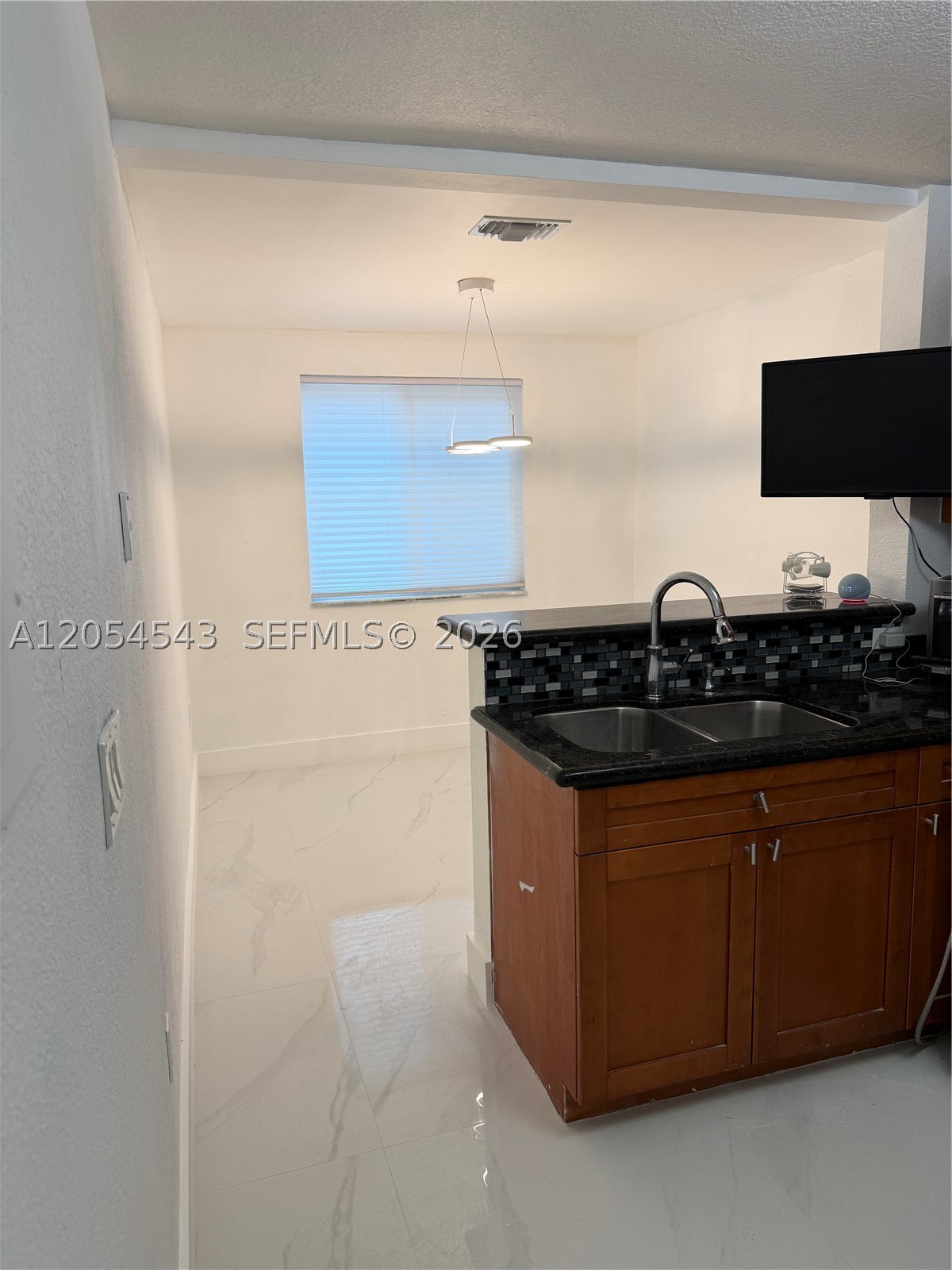 MAHOGANY ISLE HOMES CONDO - Residential