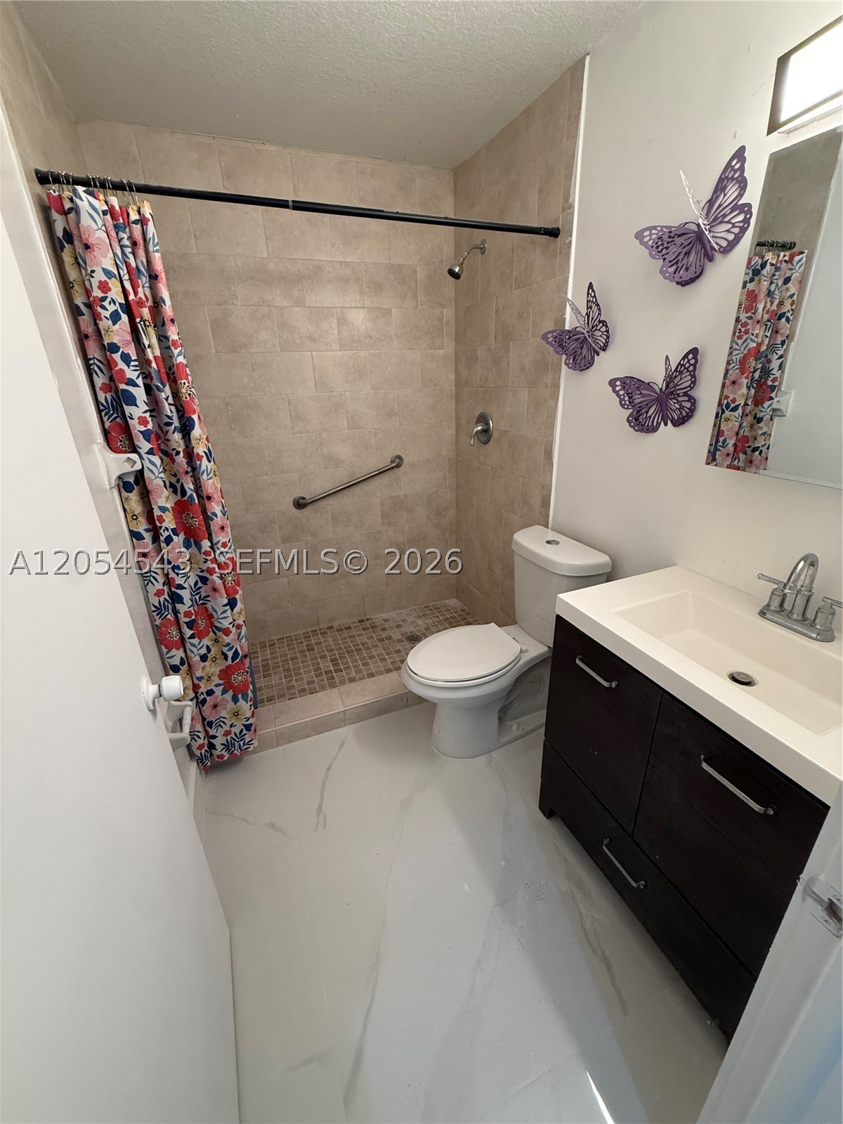MAHOGANY ISLE HOMES CONDO - Residential