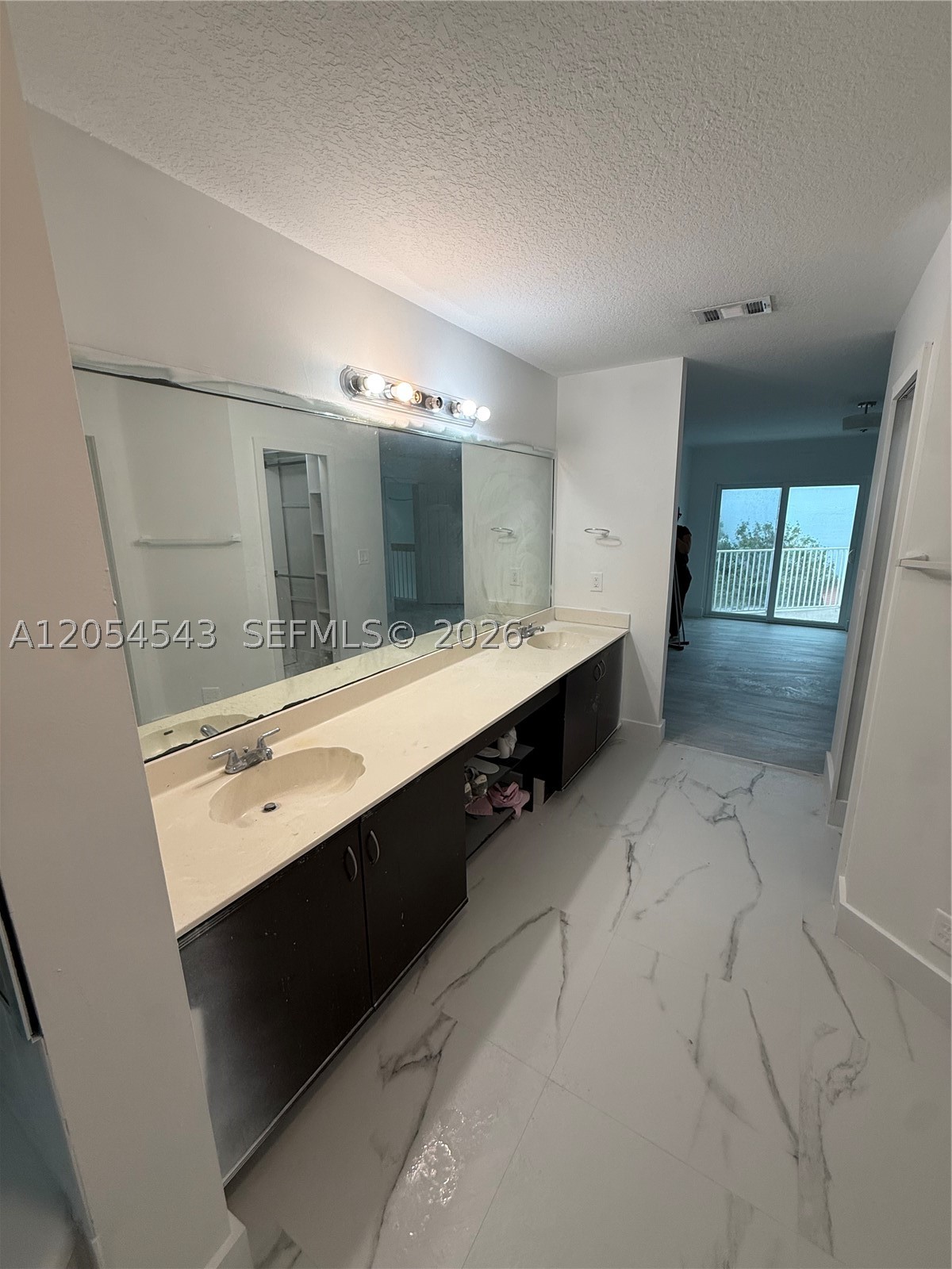 MAHOGANY ISLE HOMES CONDO - Residential