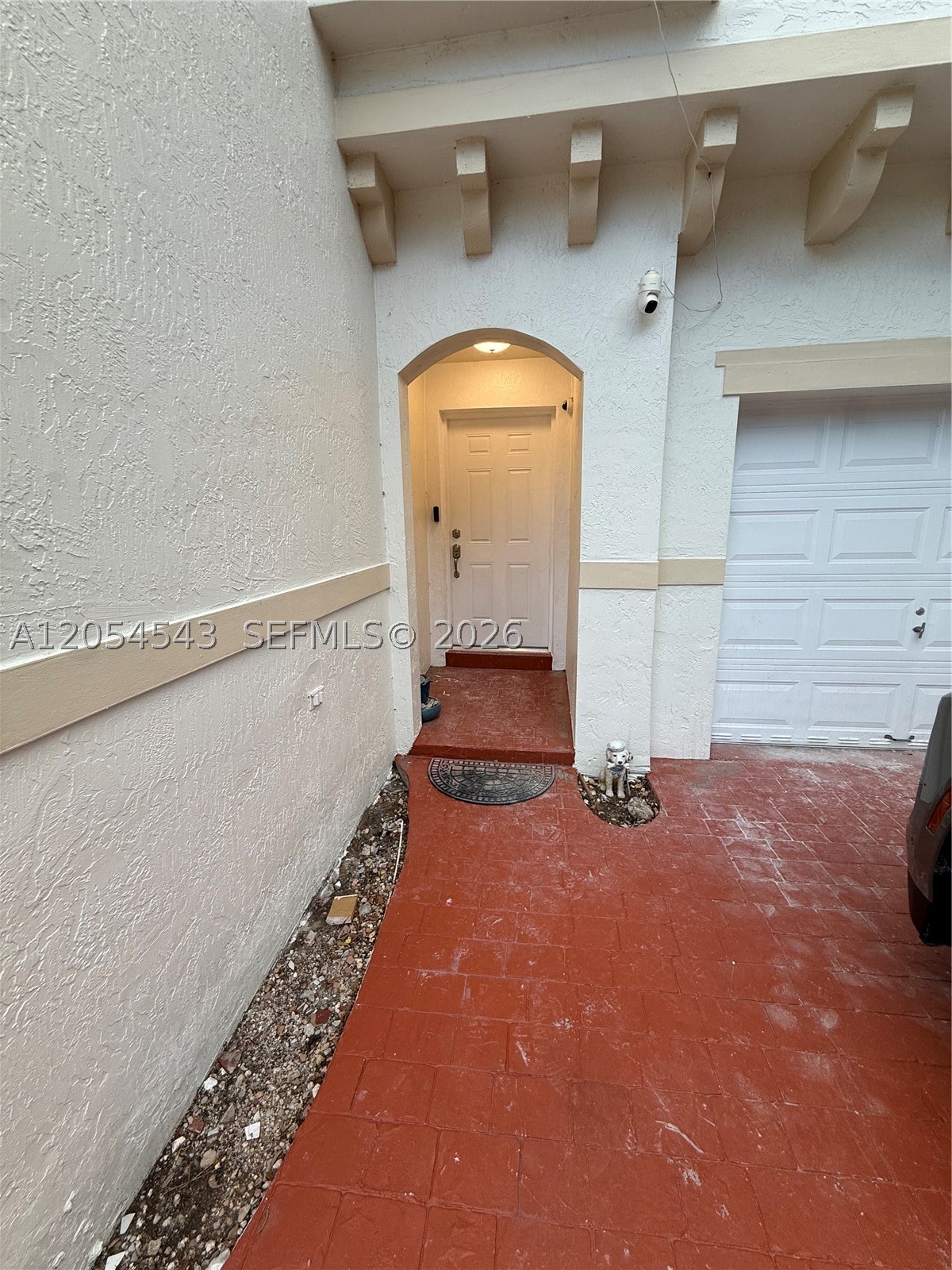MAHOGANY ISLE HOMES CONDO - Residential