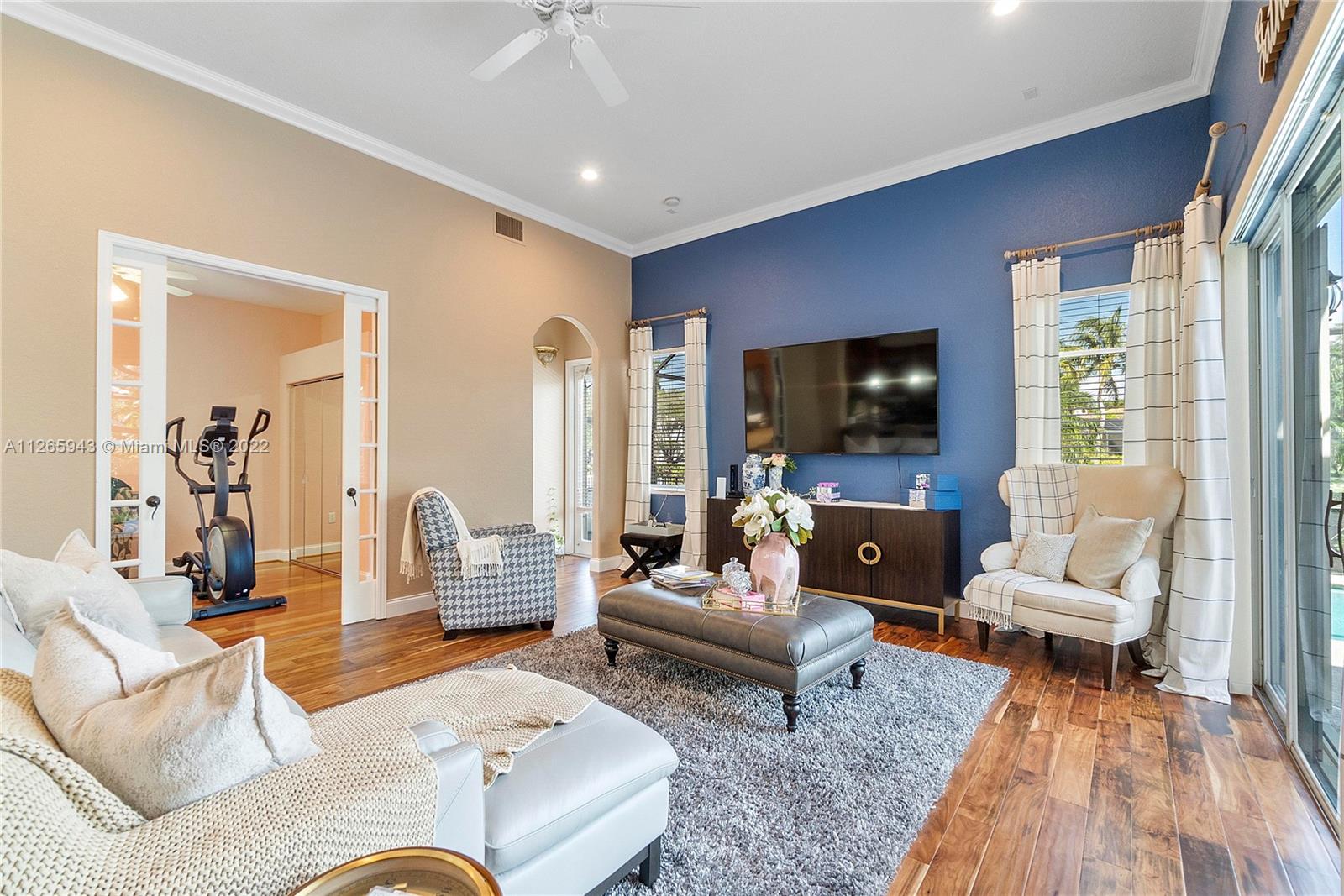 WEST SHORE - Residential