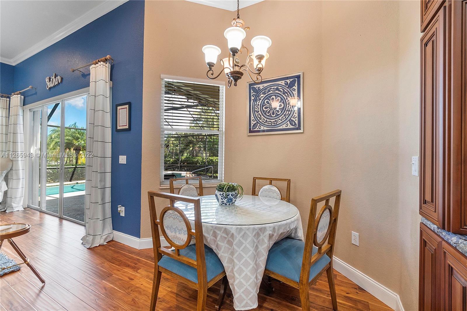 WEST SHORE - Residential