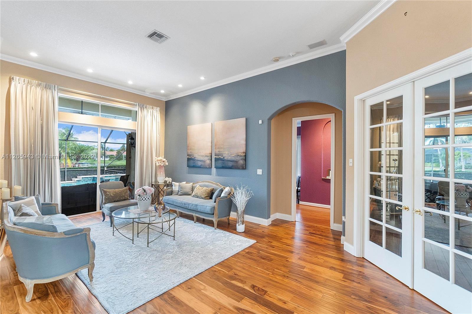 WEST SHORE - Residential
