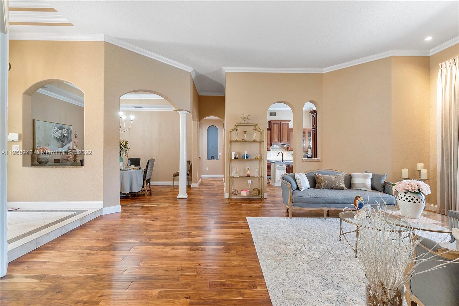 WEST SHORE - Residential