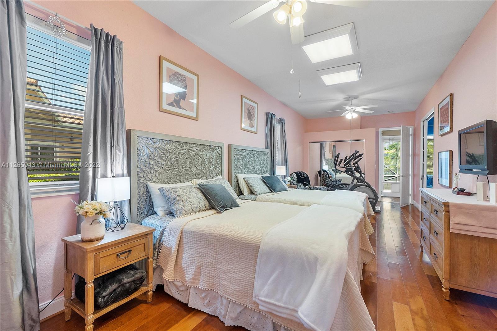 WEST SHORE - Residential