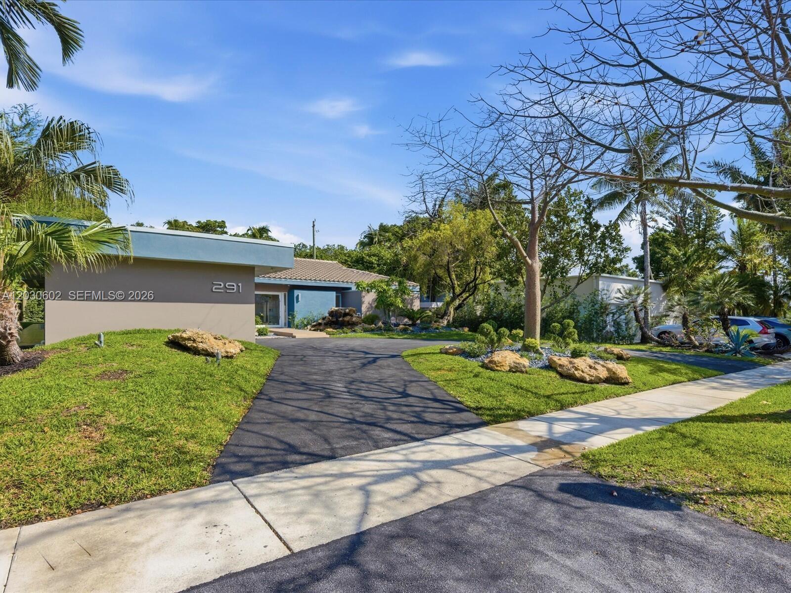 BAY HEIGHTS - Residential
