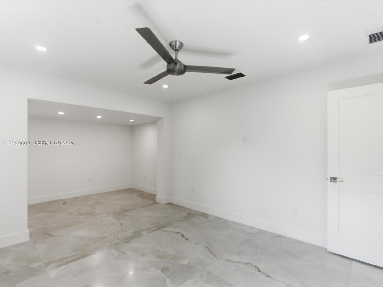 BAY HEIGHTS - Residential