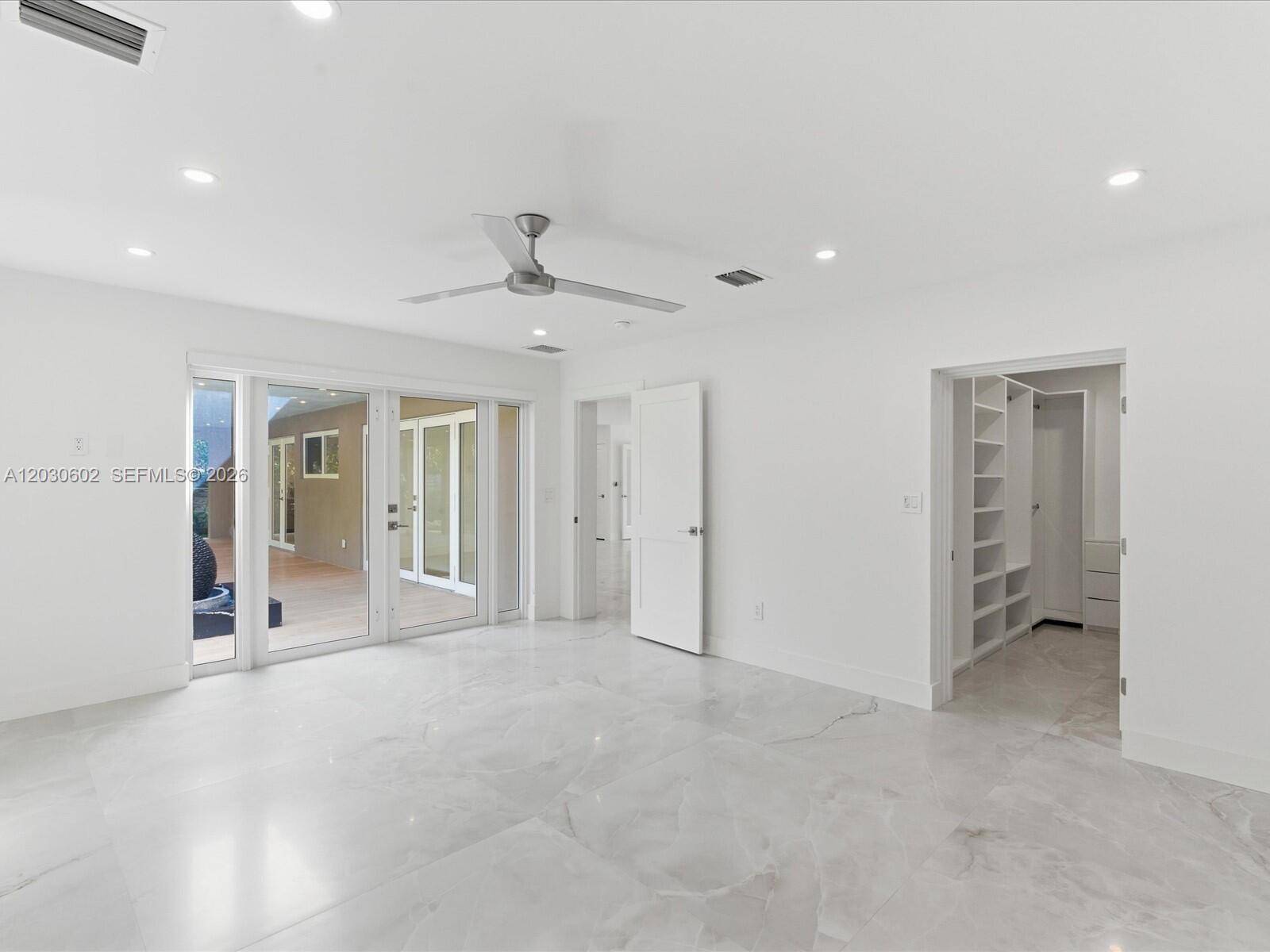 BAY HEIGHTS - Residential