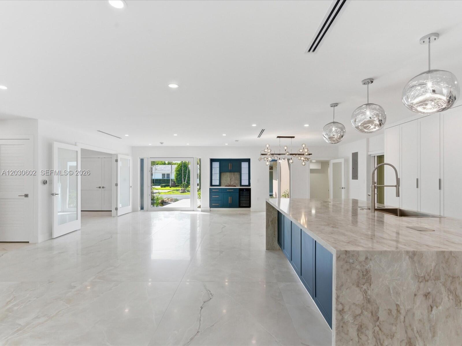 BAY HEIGHTS - Residential