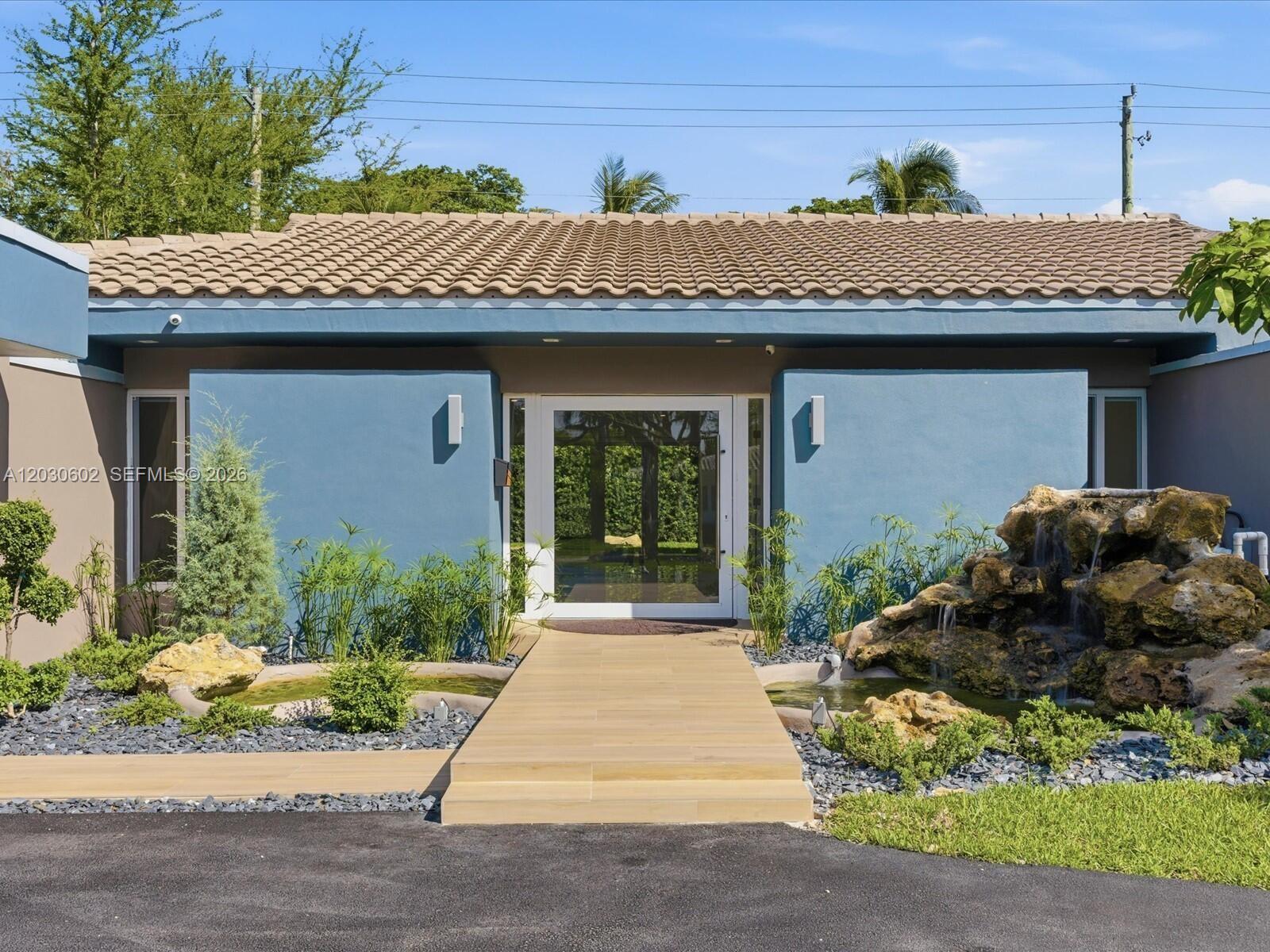 BAY HEIGHTS - Residential