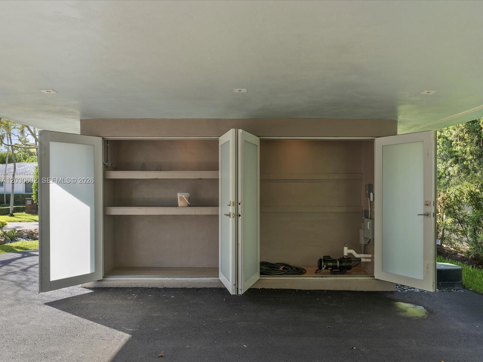BAY HEIGHTS - Residential