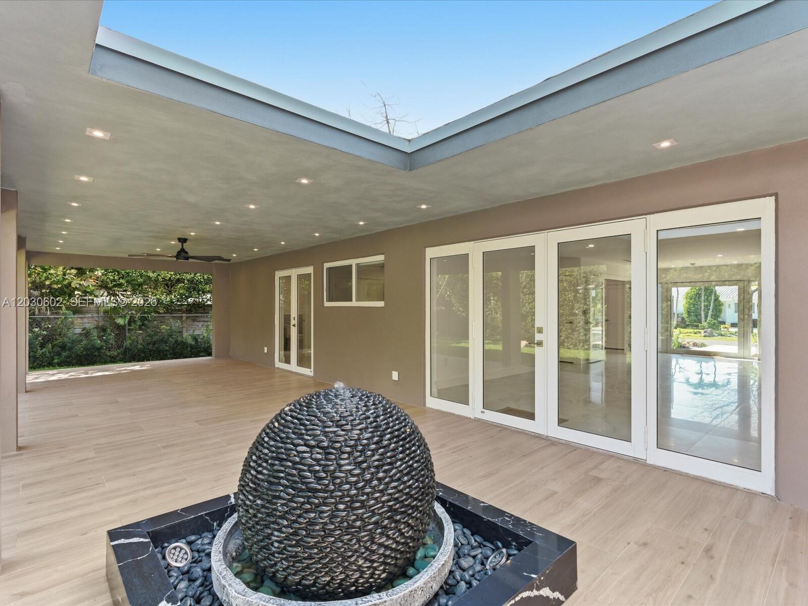BAY HEIGHTS - Residential