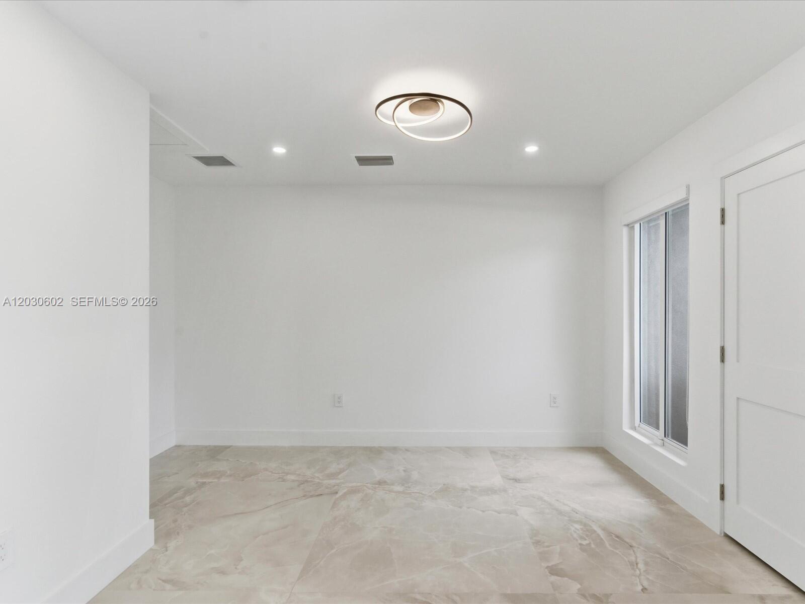 BAY HEIGHTS - Residential