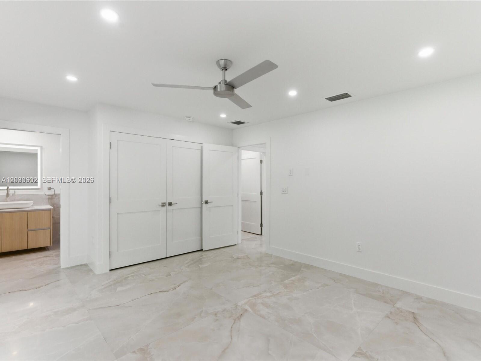 BAY HEIGHTS - Residential