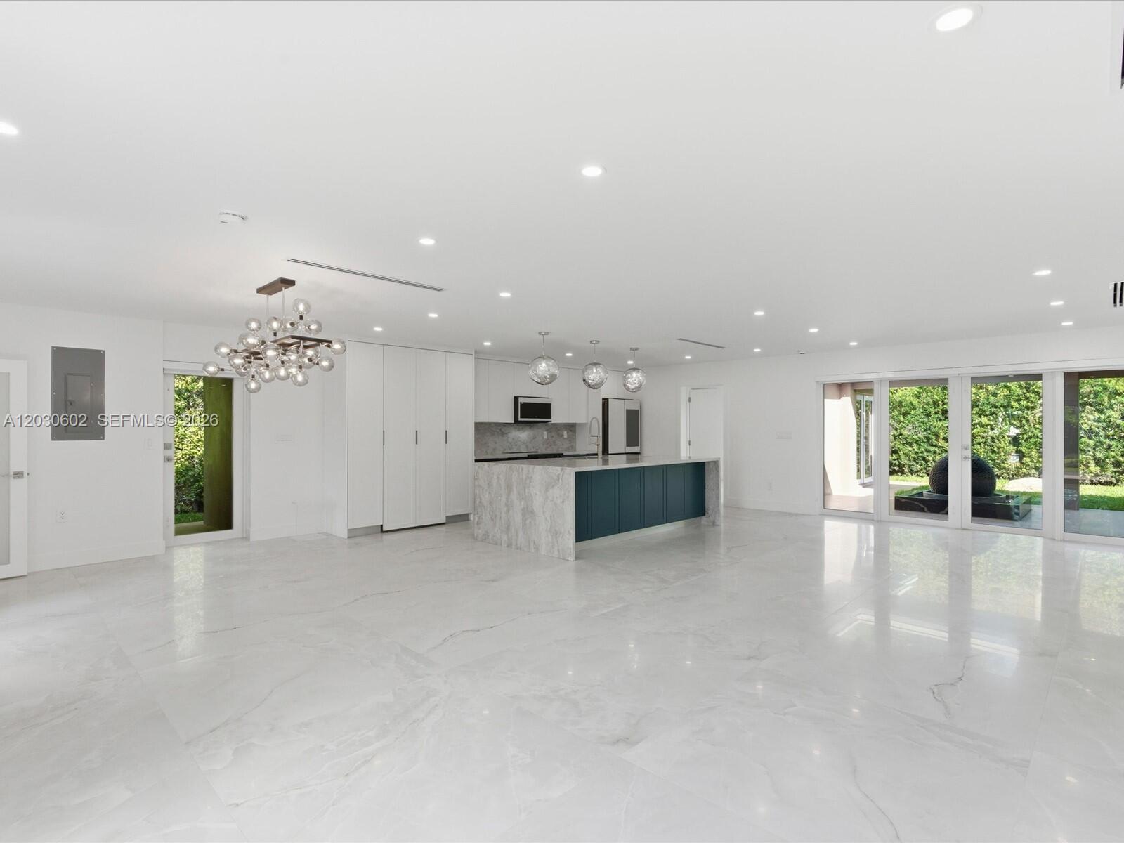 BAY HEIGHTS - Residential