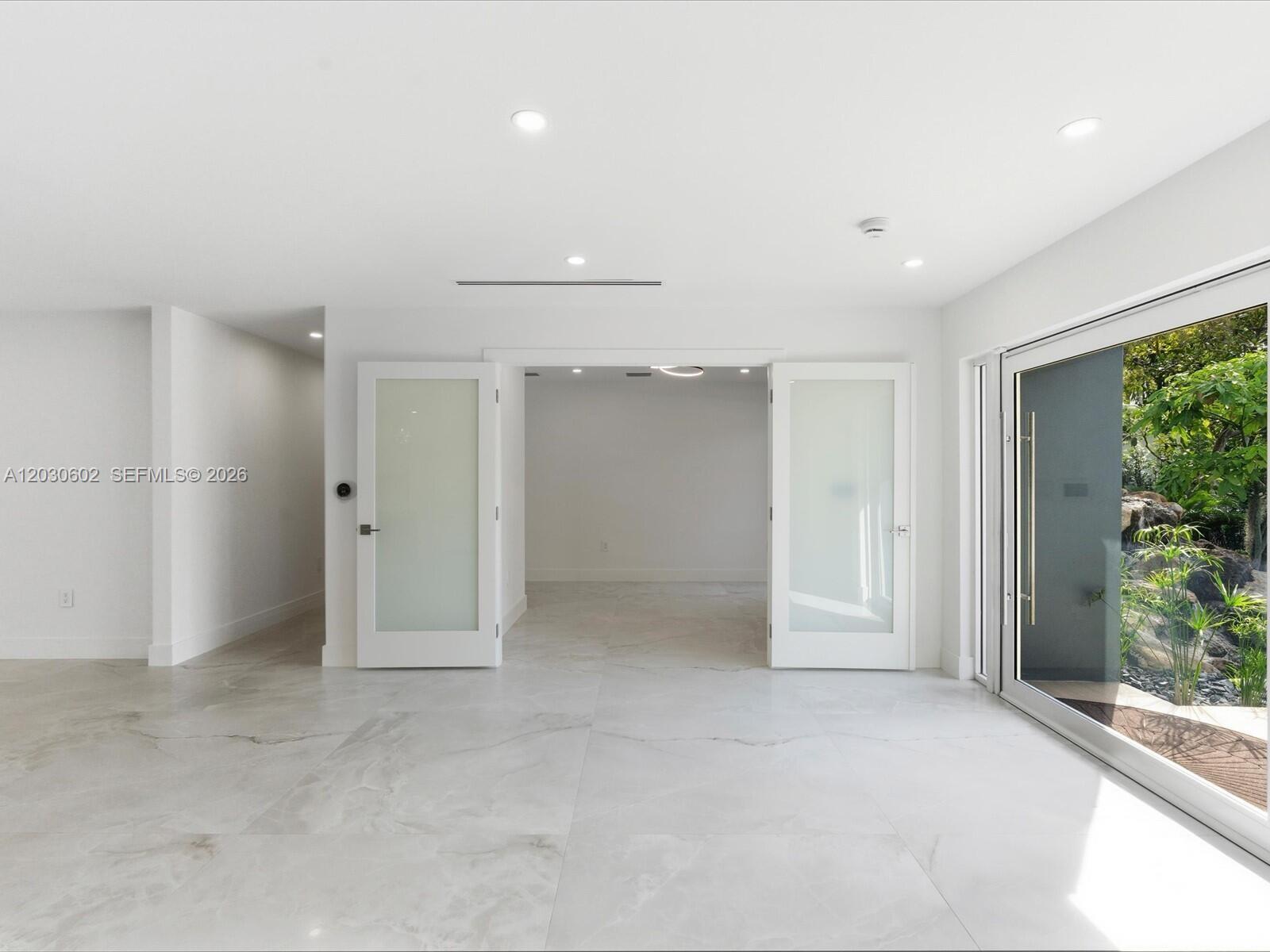 BAY HEIGHTS - Residential
