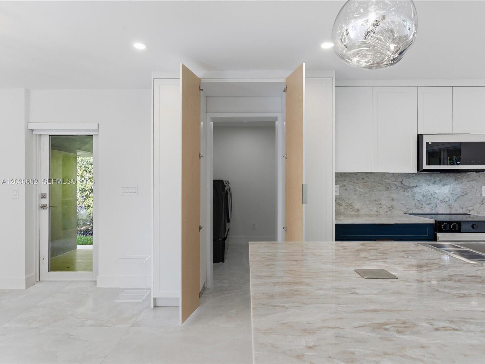 BAY HEIGHTS - Residential