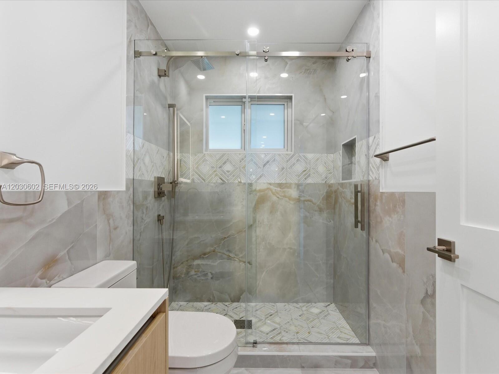 BAY HEIGHTS - Residential