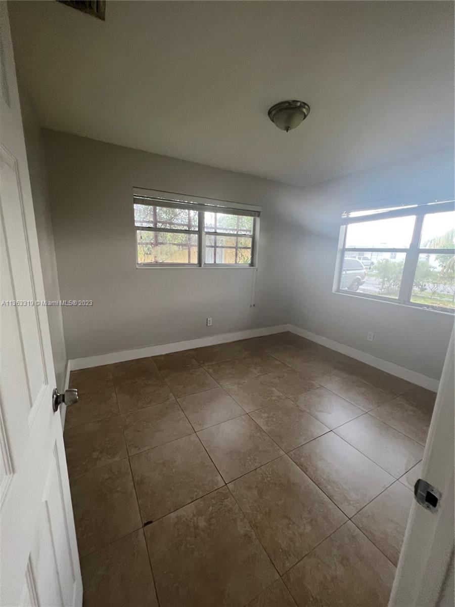 Miami Gardens Manor 49-47 - Residential Lease