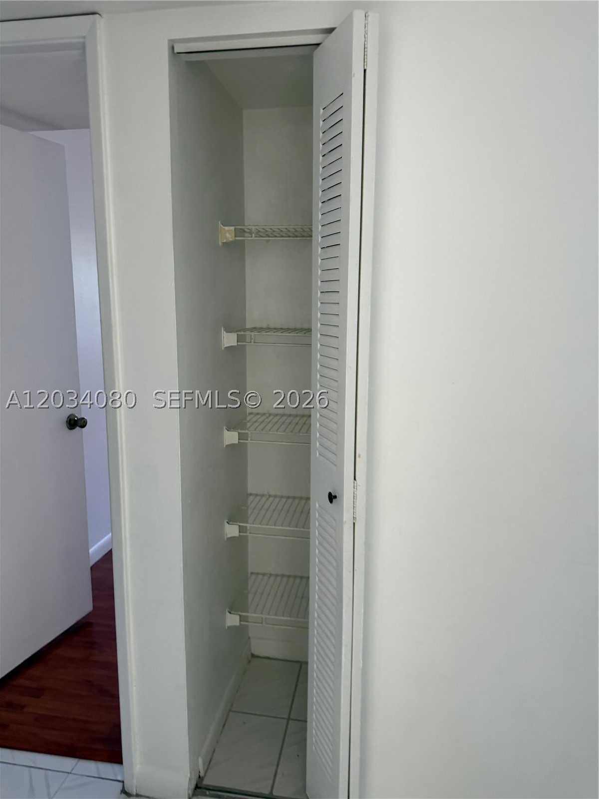BLEAU FONTAINE CONDO #3 - Residential