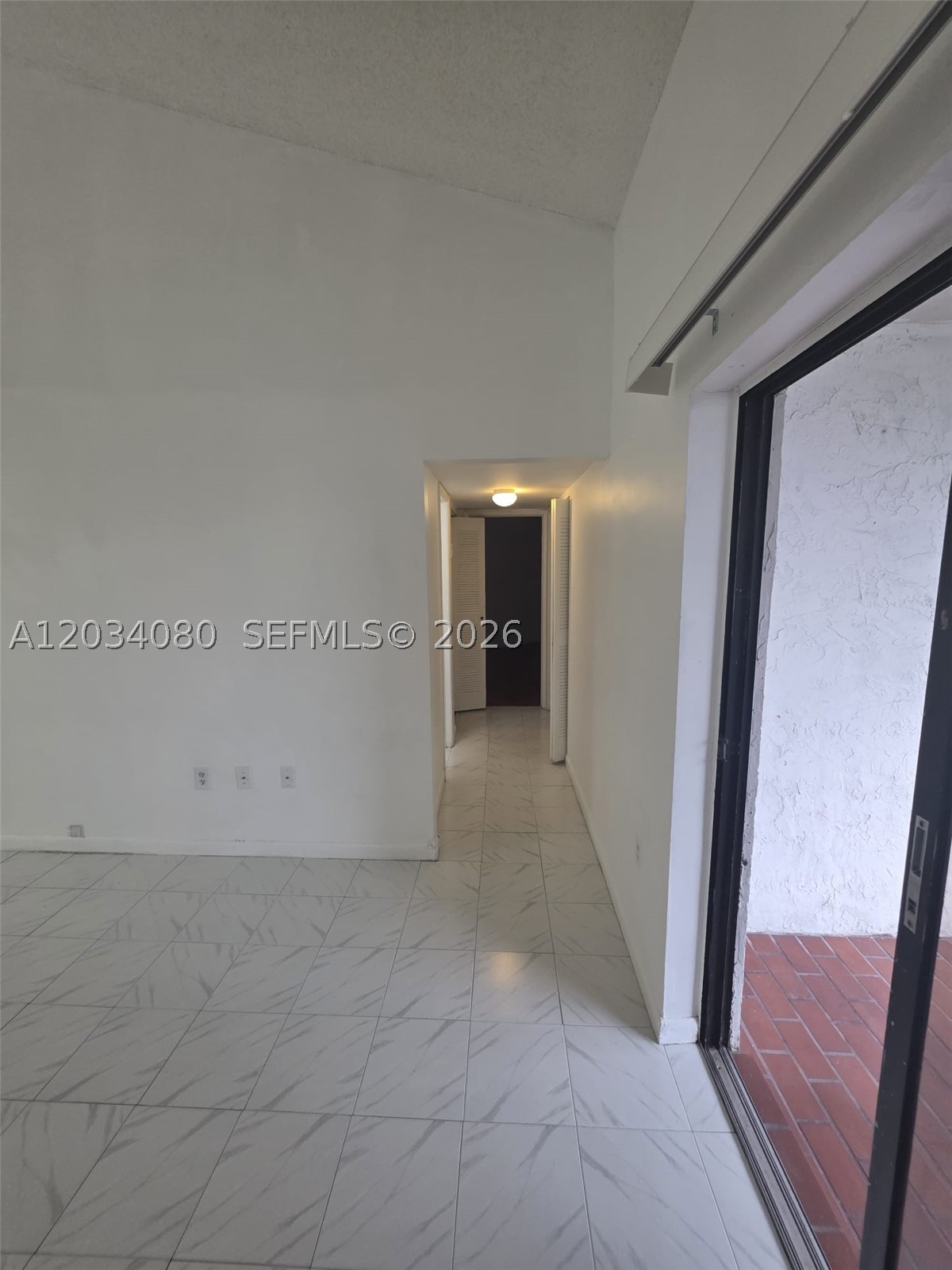 BLEAU FONTAINE CONDO #3 - Residential