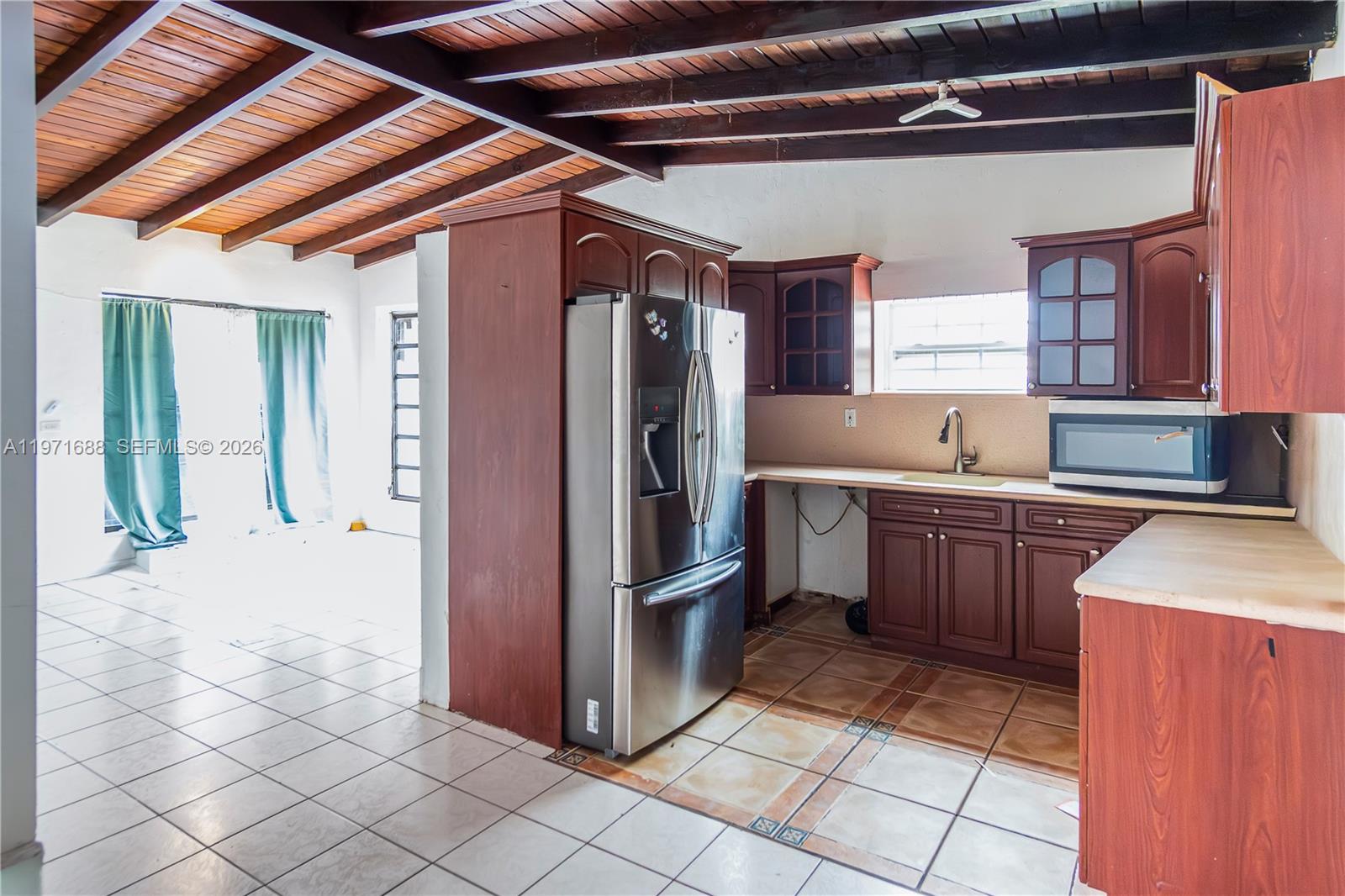 TROPICAL HIGHLANDS 3RD AD - Residential