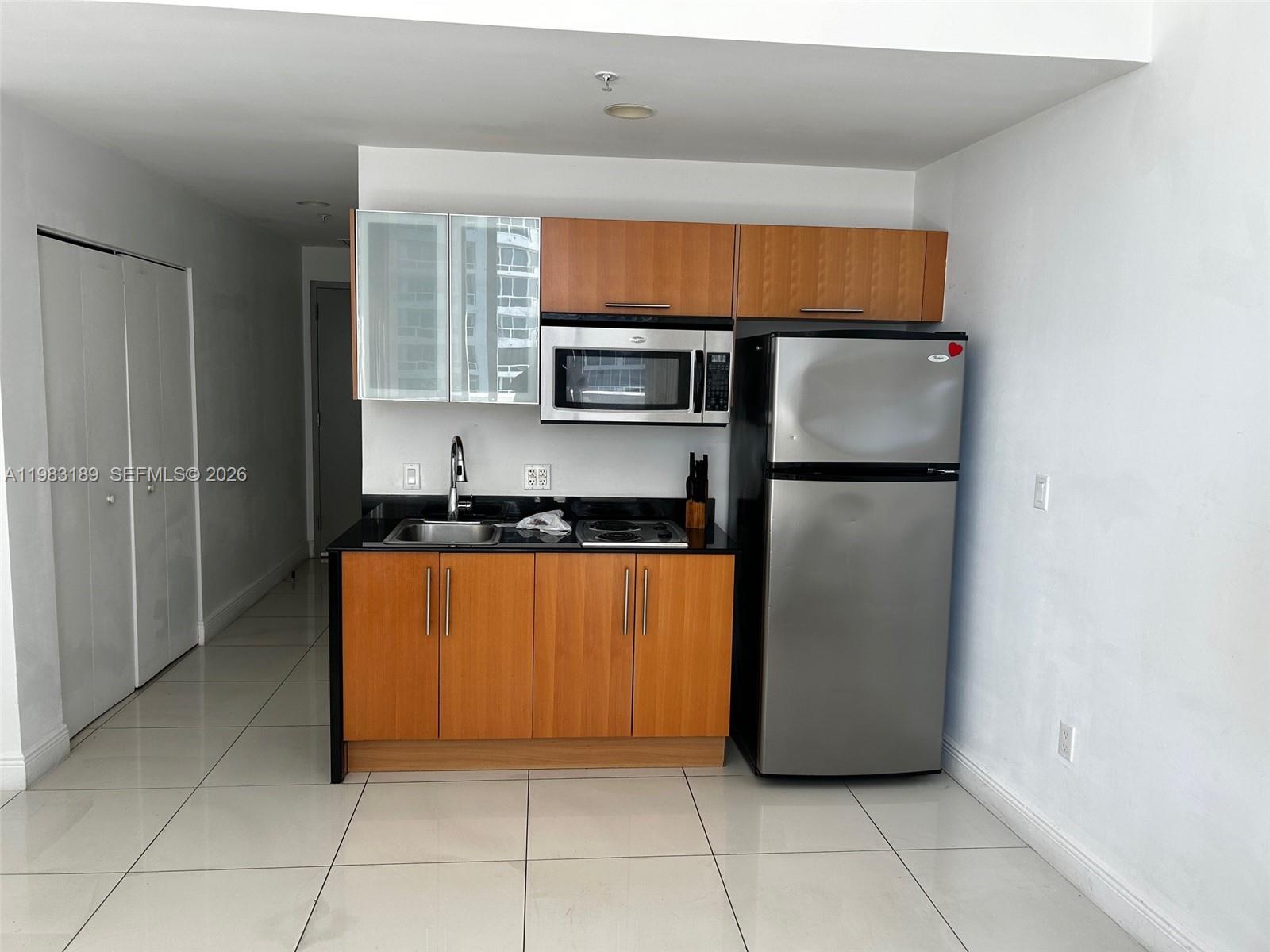 OPERA TOWER CONDO - Residential