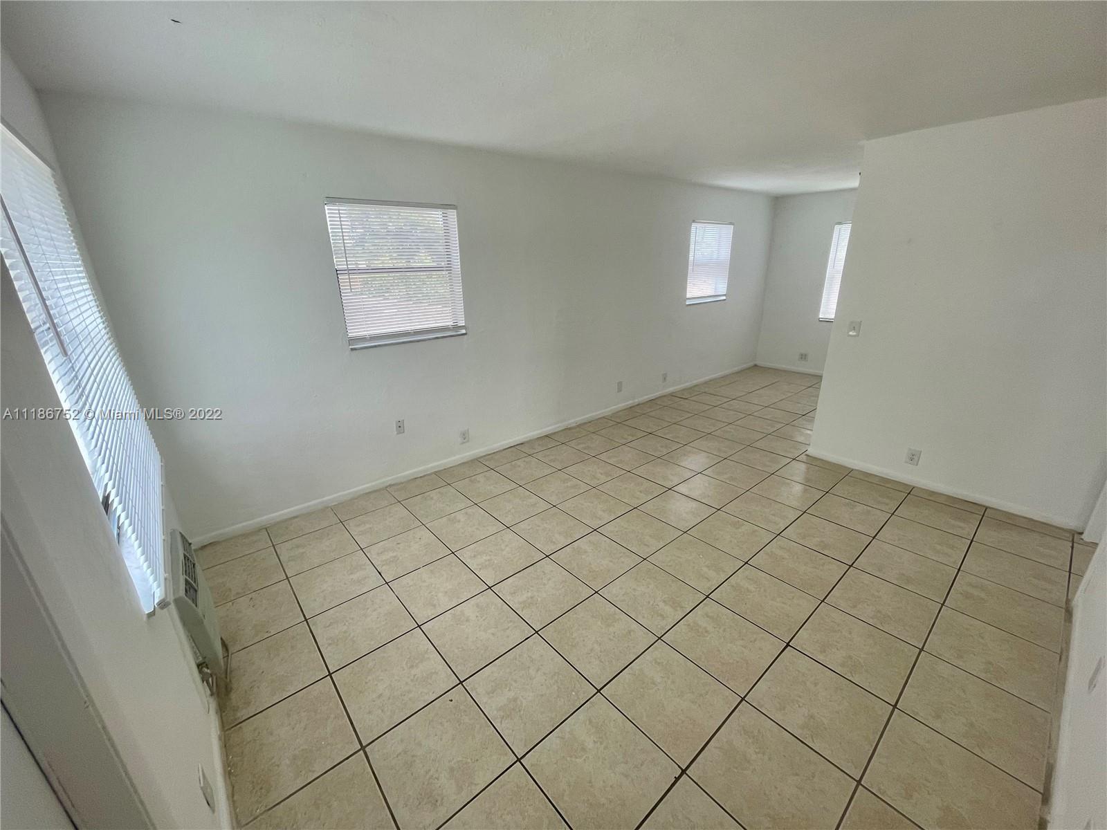 WASHINGTON HEIGHTS - Residential Lease