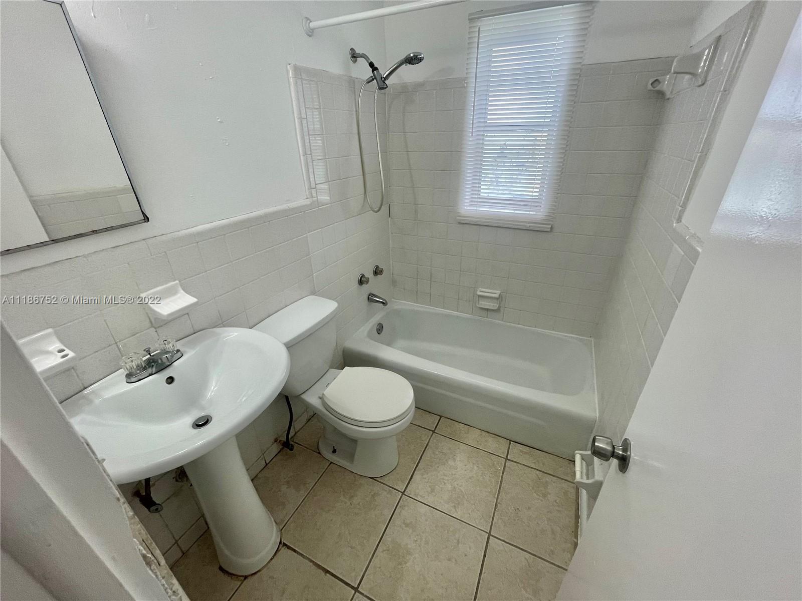 WASHINGTON HEIGHTS - Residential Lease