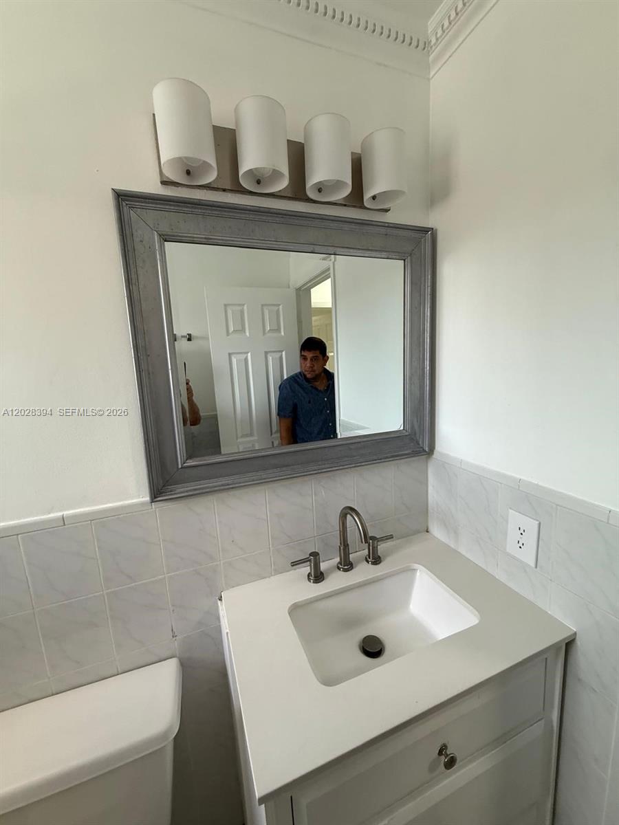ALCAZAR VILLAS CONDO - Residential
