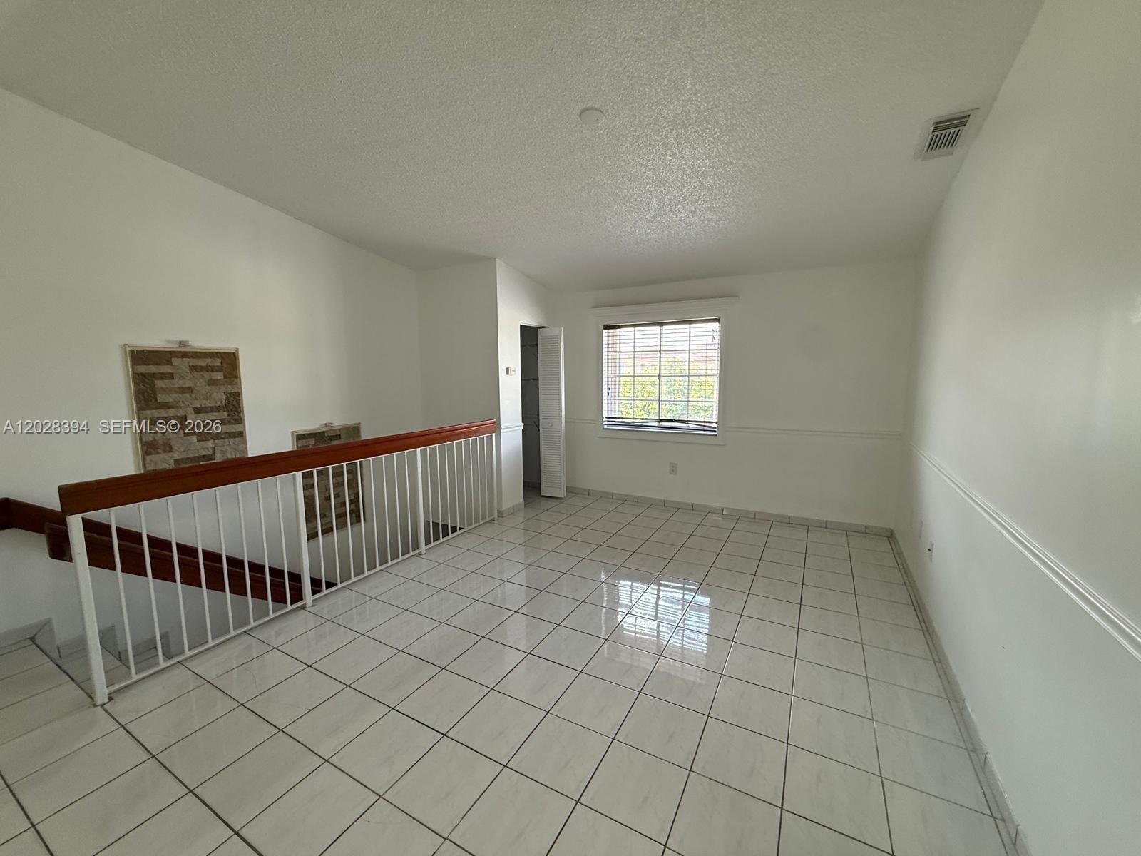 ALCAZAR VILLAS CONDO - Residential