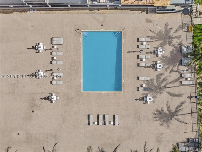 MANATEE CONDO - Residential