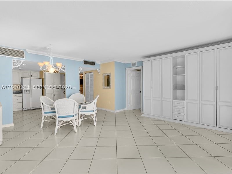 MANATEE CONDO - Residential