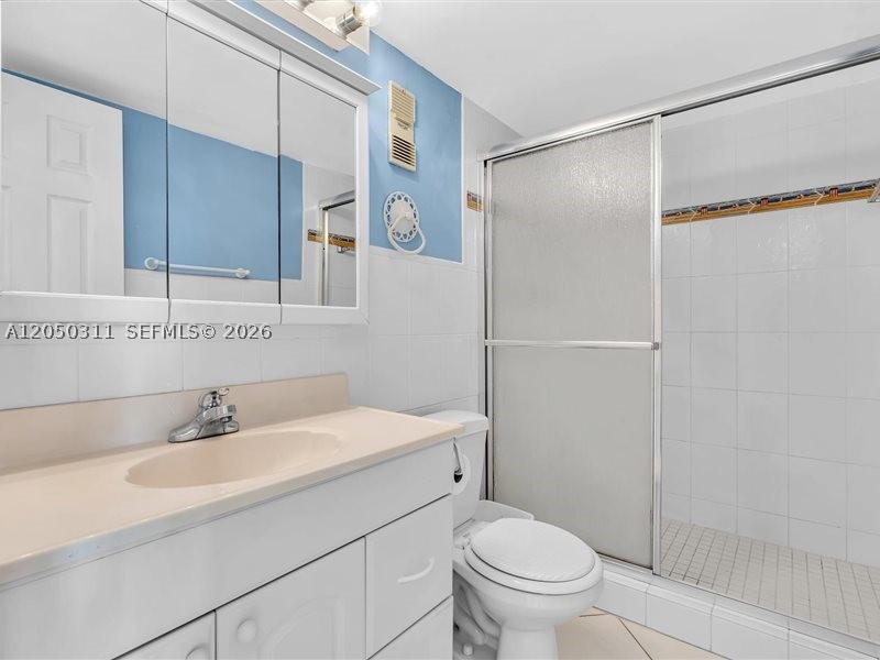 MANATEE CONDO - Residential