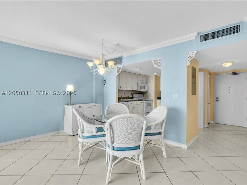MANATEE CONDO - Residential