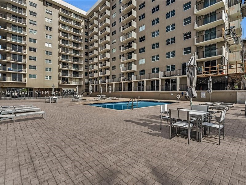 MANATEE CONDO - Residential