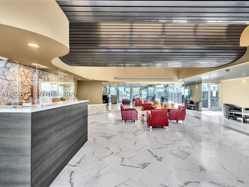 MANATEE CONDO - Residential