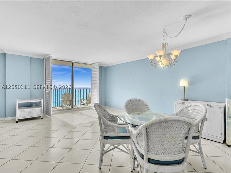 MANATEE CONDO - Residential