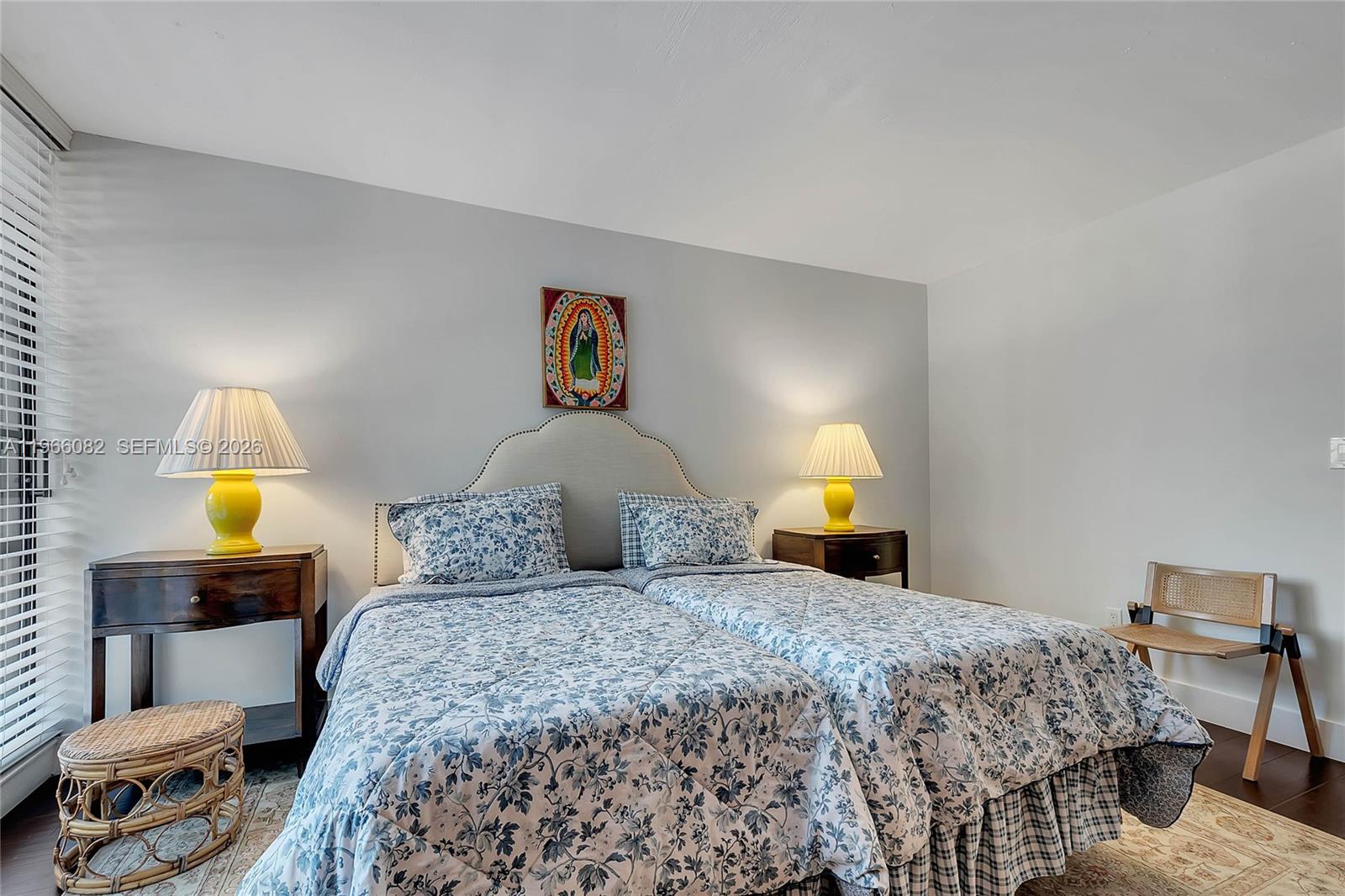 KEY BISCAYNE ONE HUNDRED - Residential