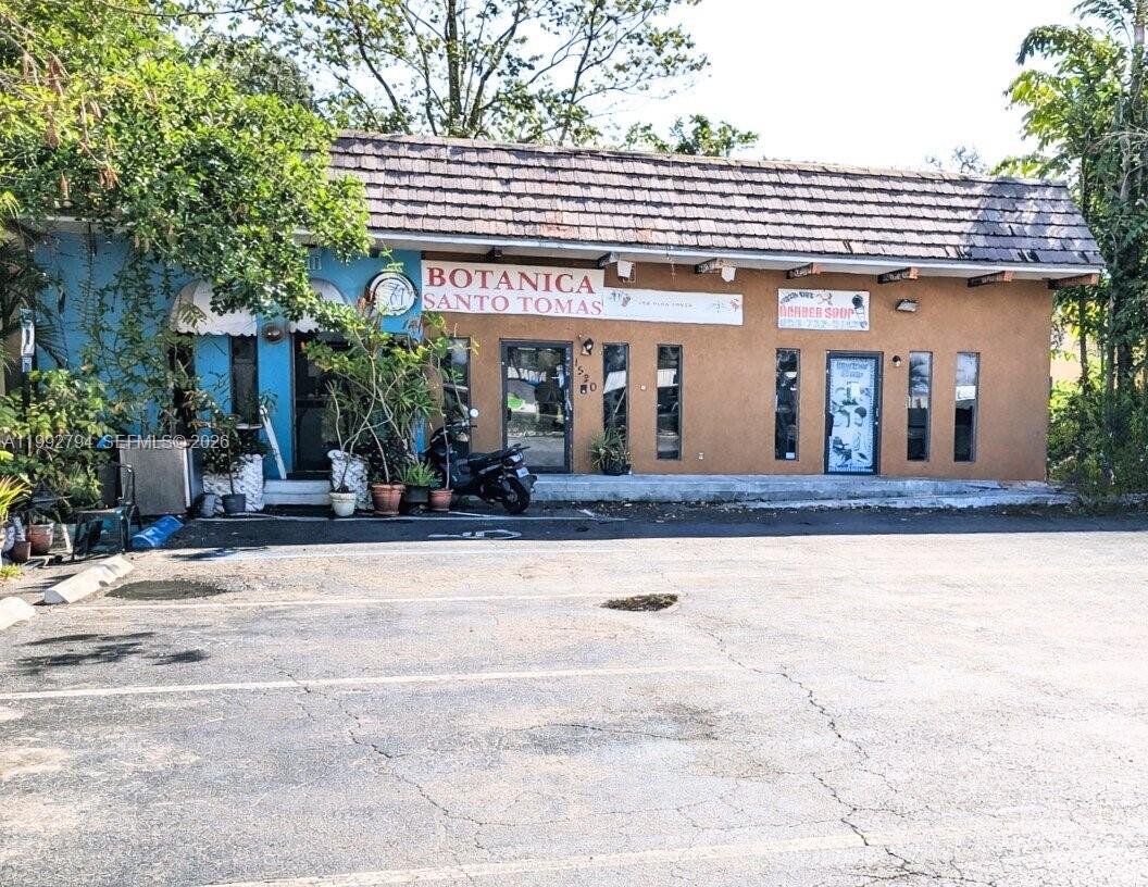 Triumphant Commercial Group is pleased to exclusively offer Wilton Drive Plaza (“Property”), a ±1,850-square-foot, three-unit retail strip center located at 1518–1522 NE 4th Avenue in Fort Lauderdale.

Positioned at the gateway to one of Broward County’s most vibrant LGBTQ+ and culturally rich corridors, this offering presents a rare opportunity for an owner-user to control their real estate and eliminate the uncertainty of rising rents. Instead of leasing, an owner-user can operate their business while building long-term equity in a prime South Florida location.

Please Do Not Disturb Tenants