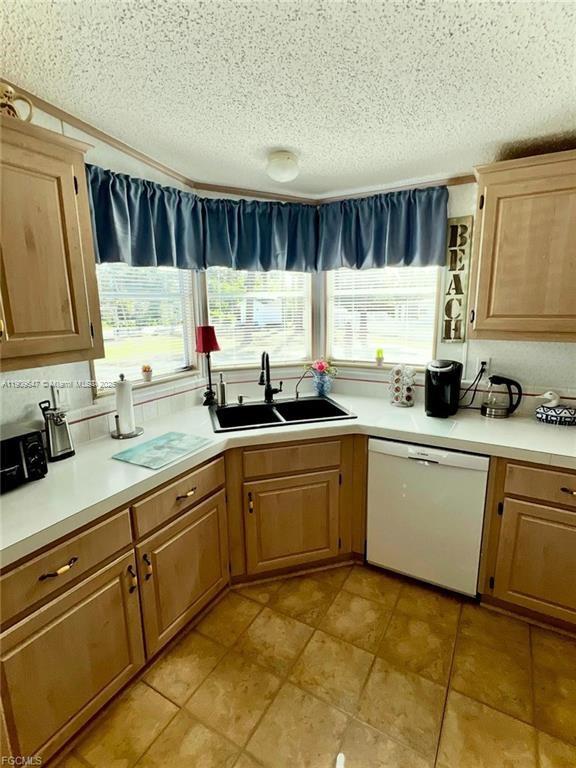 MOBILE MANOR - Residential
