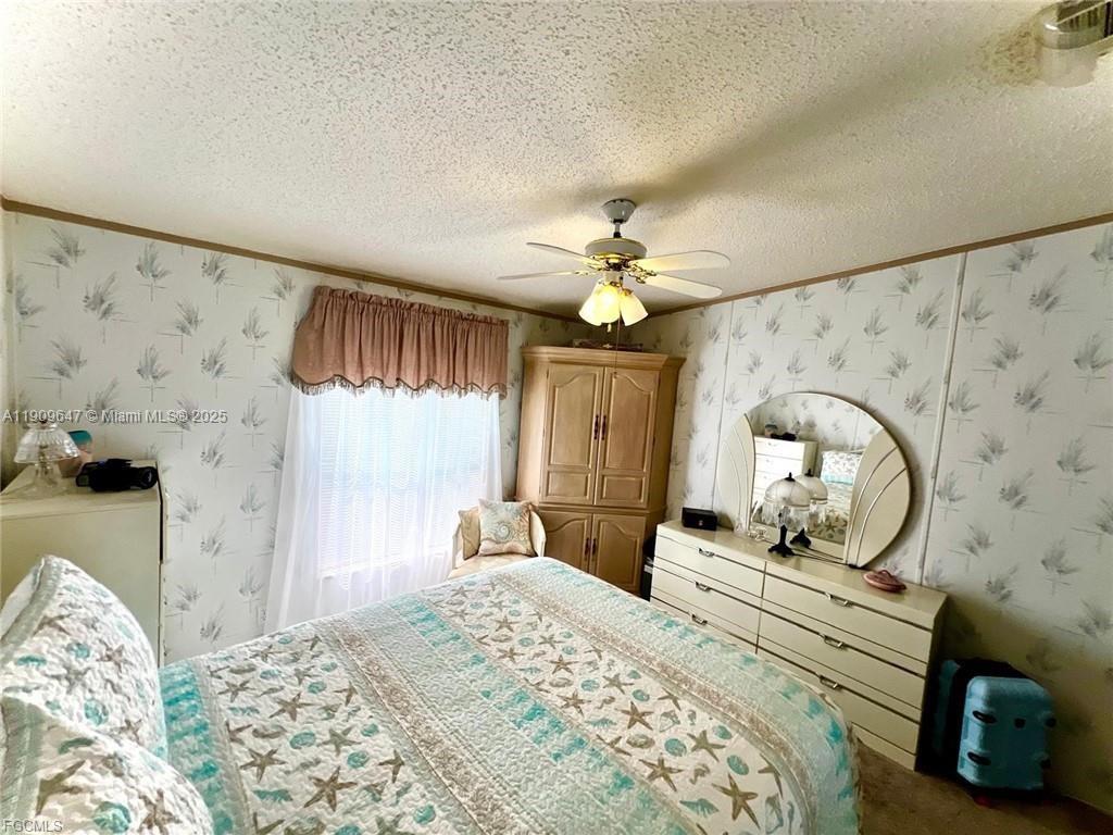 MOBILE MANOR - Residential