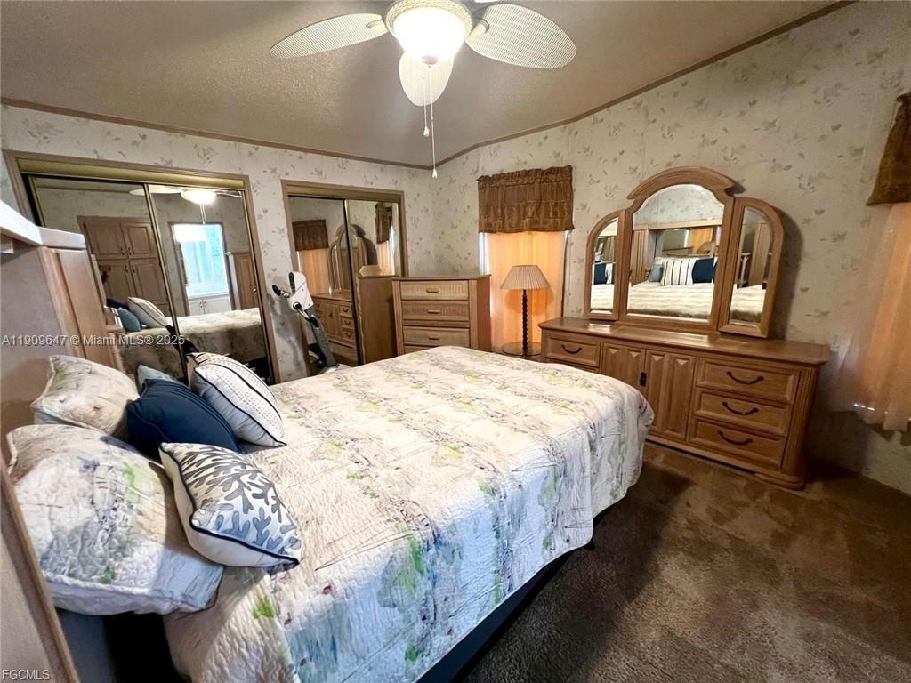 MOBILE MANOR - Residential