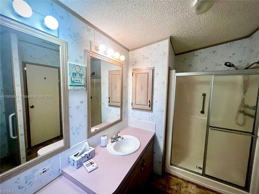 MOBILE MANOR - Residential