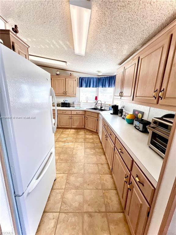 MOBILE MANOR - Residential