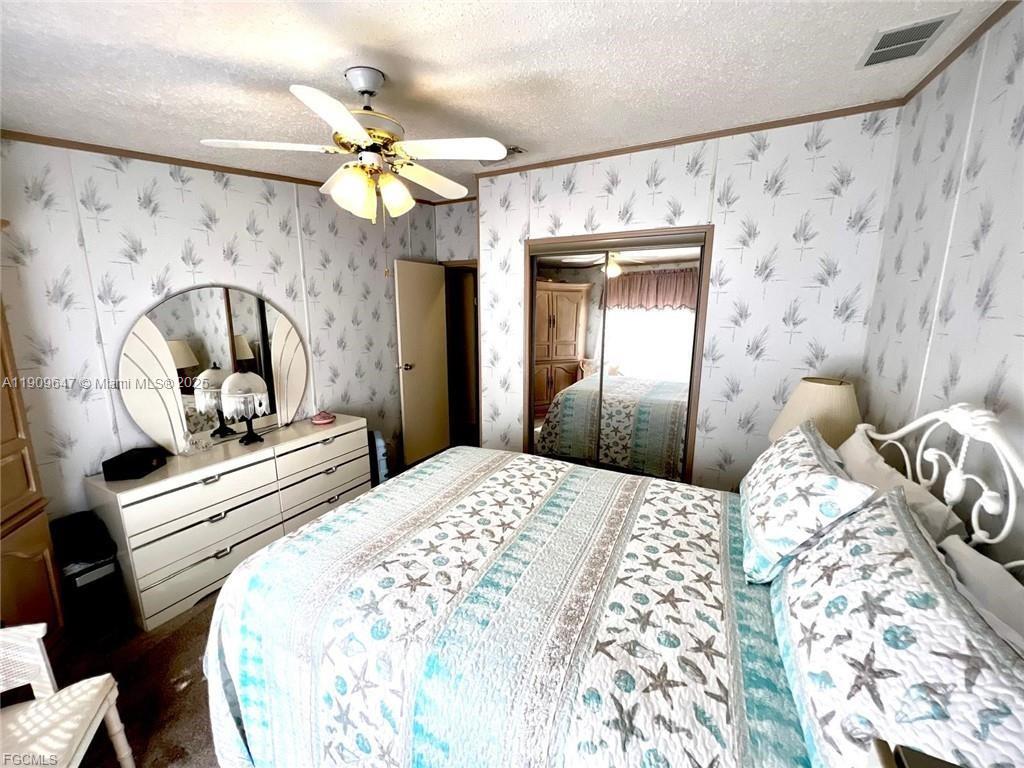 MOBILE MANOR - Residential